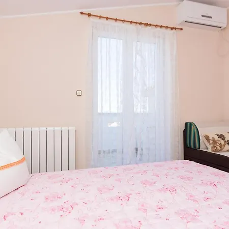 Guest house Double Krk 5294b